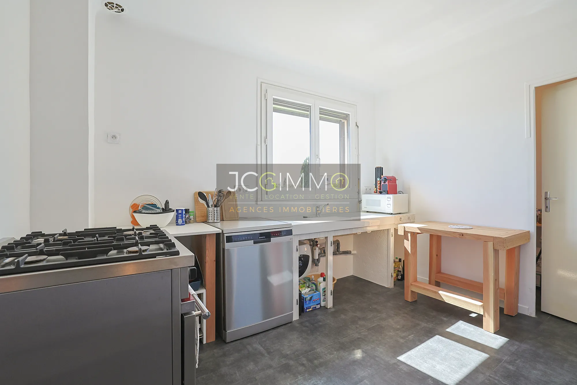 Appartement T5 rénové avec jardin à Puget-ville - 124,13 m² 
