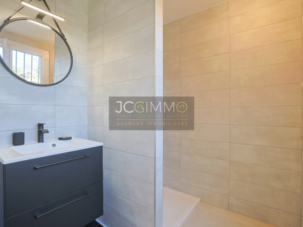 Appartement T5 rénové avec jardin à Puget-ville - 124,13 m² 