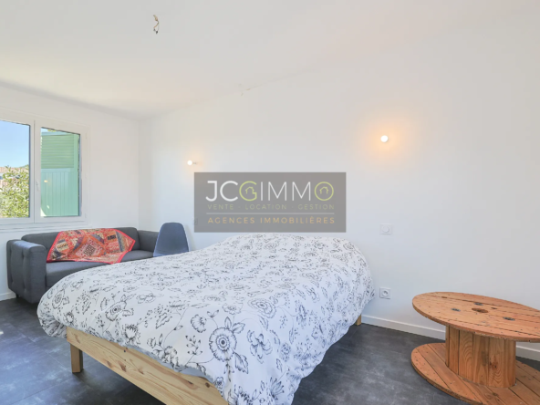 Appartement T5 rénové avec jardin à Puget-ville - 124,13 m² 