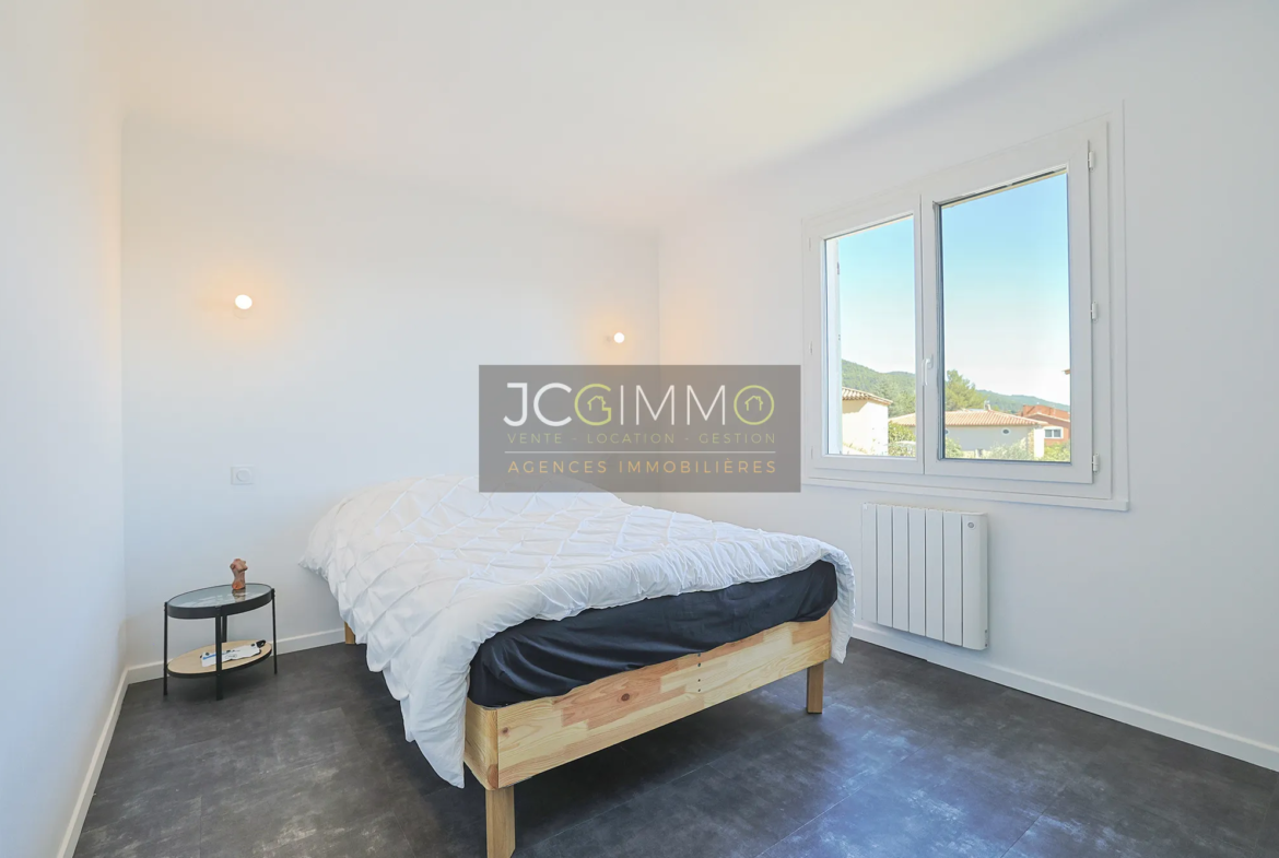 Appartement T5 rénové avec jardin à Puget-ville - 124,13 m² 