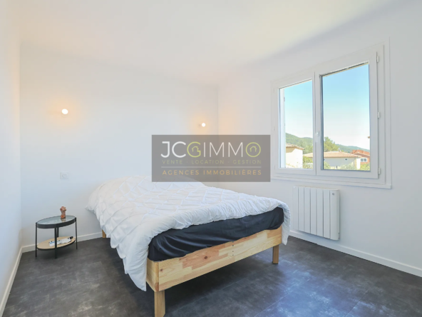Appartement T5 rénové avec jardin à Puget-ville - 124,13 m² 