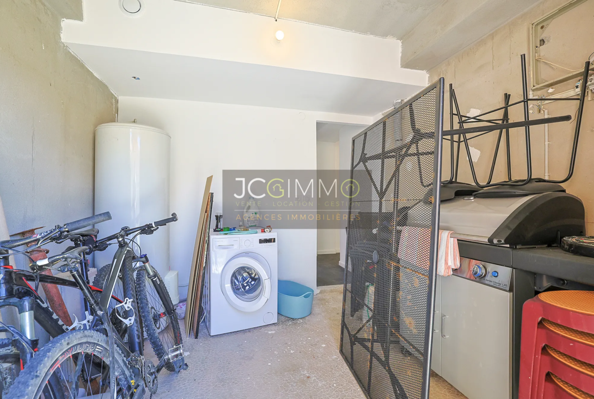 Appartement T5 rénové avec jardin à Puget-ville - 124,13 m² 