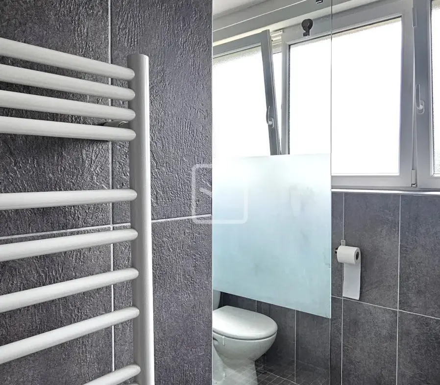 Maison semi-individuelle de 96 m² avec jardin à Templemars 