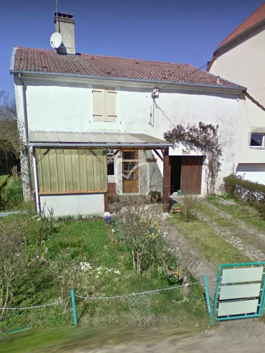 Maison avec locataire à Vernois Sur Mance - 90 m² 