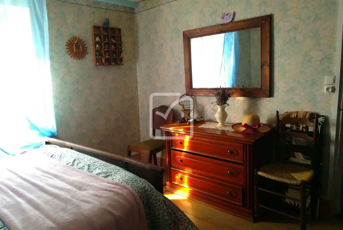Maison avec locataire à Vernois Sur Mance - 90 m² 