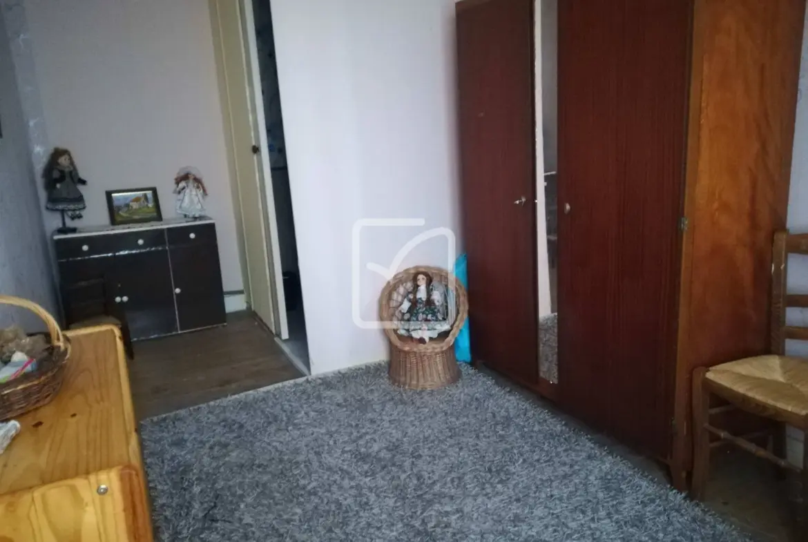 Maison avec locataire à Vernois Sur Mance - 90 m² 