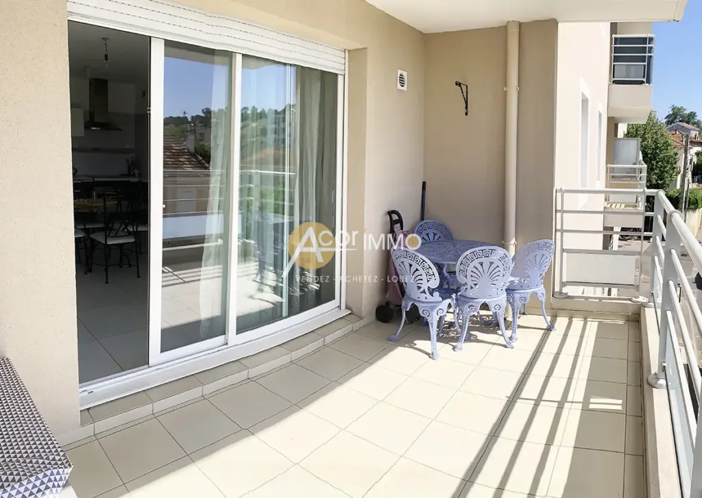 À vendre : Appartement T2 rénové avec terrasse à La Seyne-sur-Mer