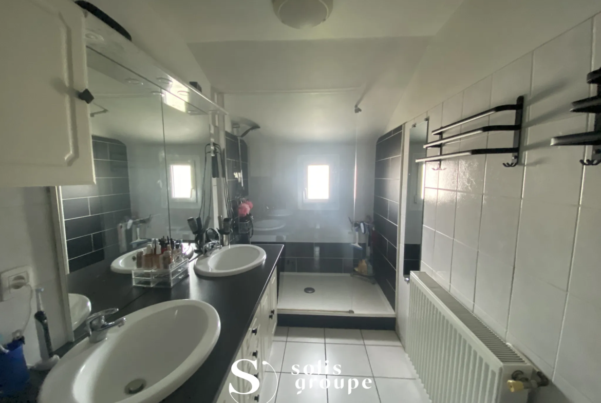 Maison Familiale de 83 m² à Saint Sébastien sur Loire 