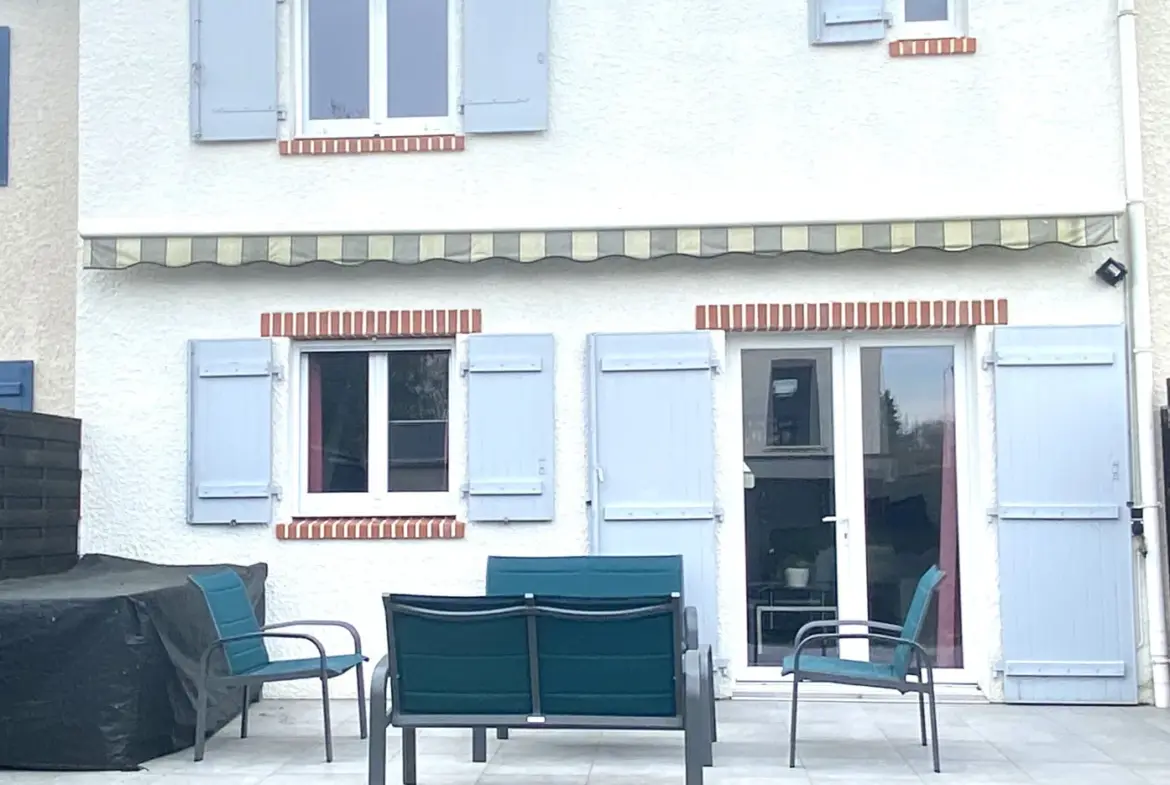 Maison Familiale de 83 m² à Saint Sébastien sur Loire 