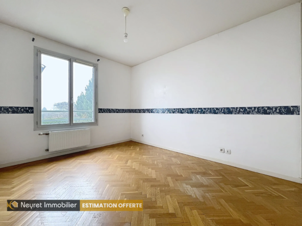 À vendre : Appartement T4 de 82m² avec terrasse à Villefranche sur Saône 