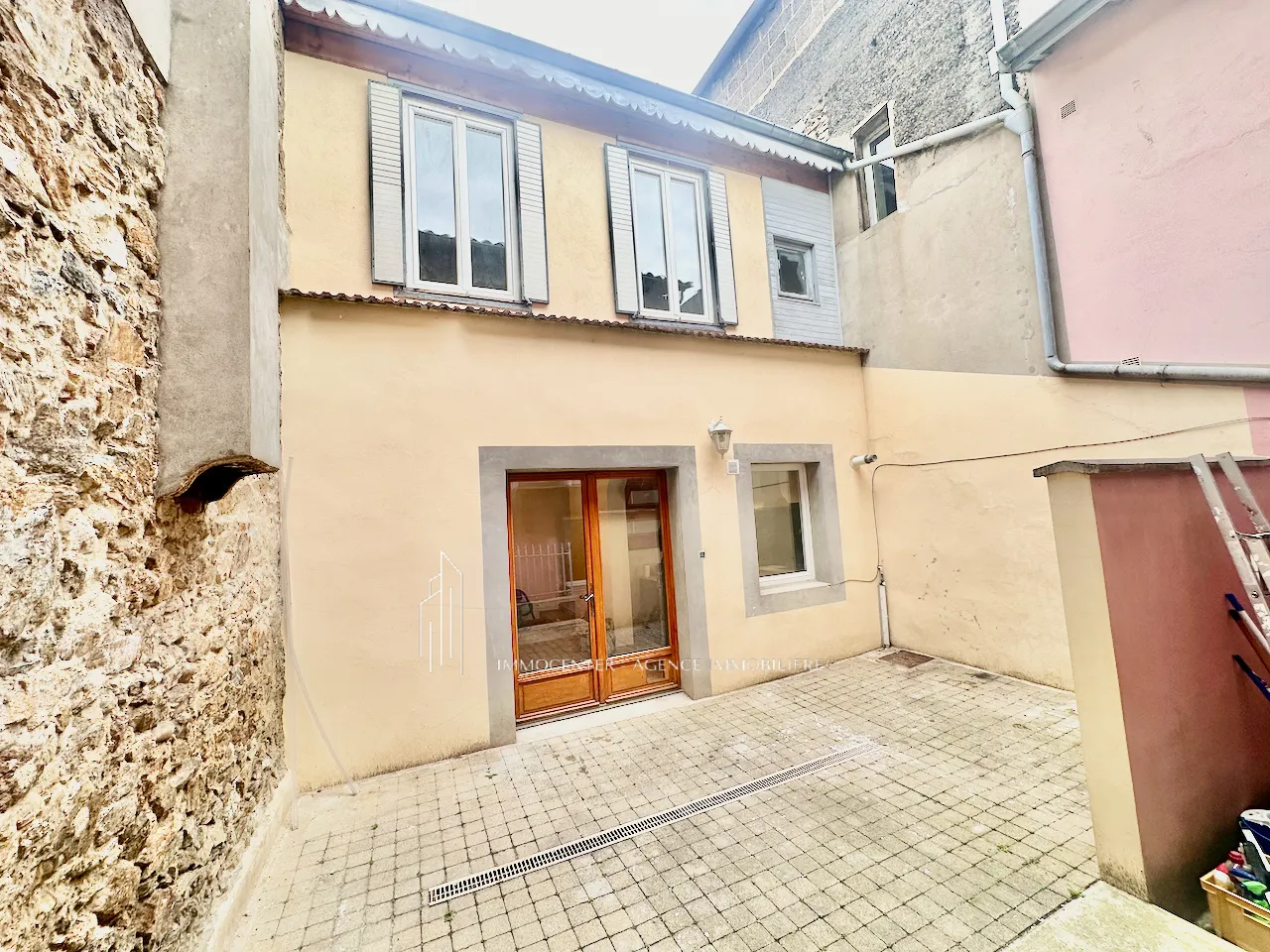 Appartement T2 à vendre à Saint-Vallier - 40 m² en excellent état 