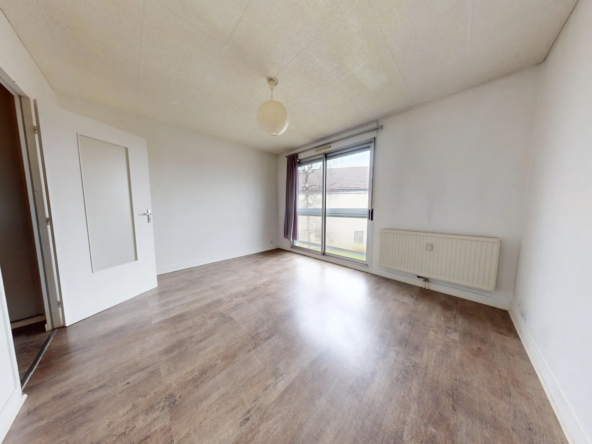 Charmant Appartement T1 à La Combe Saragosse à Vendre 
