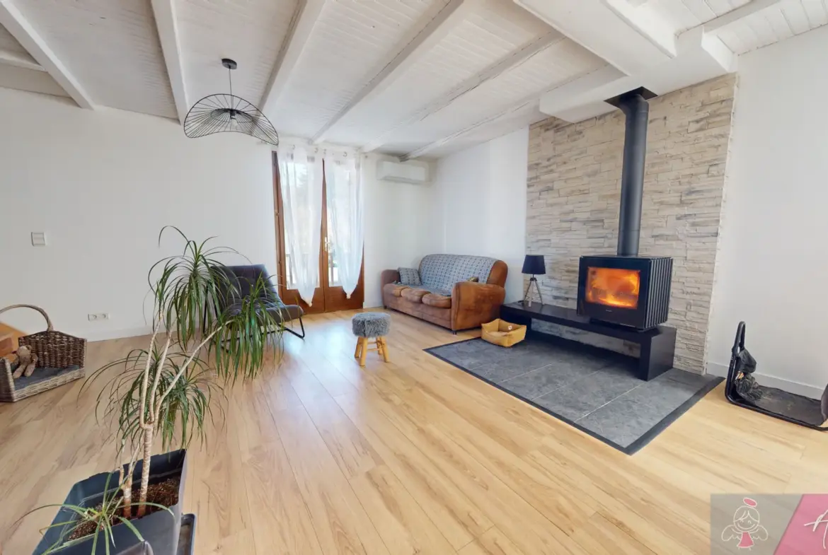 Maison individuelle 158 m² - 5 chambres à Eclans Nenon 