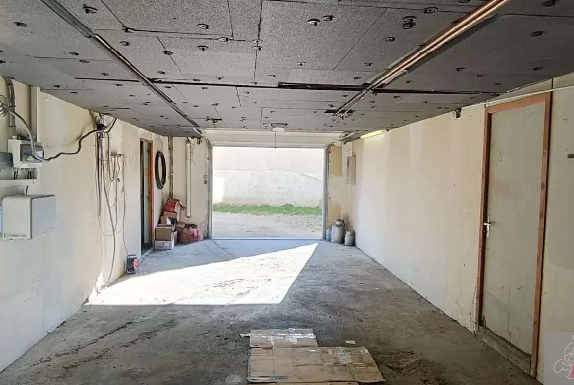 Maison individuelle 158 m² - 5 chambres à Eclans Nenon 
