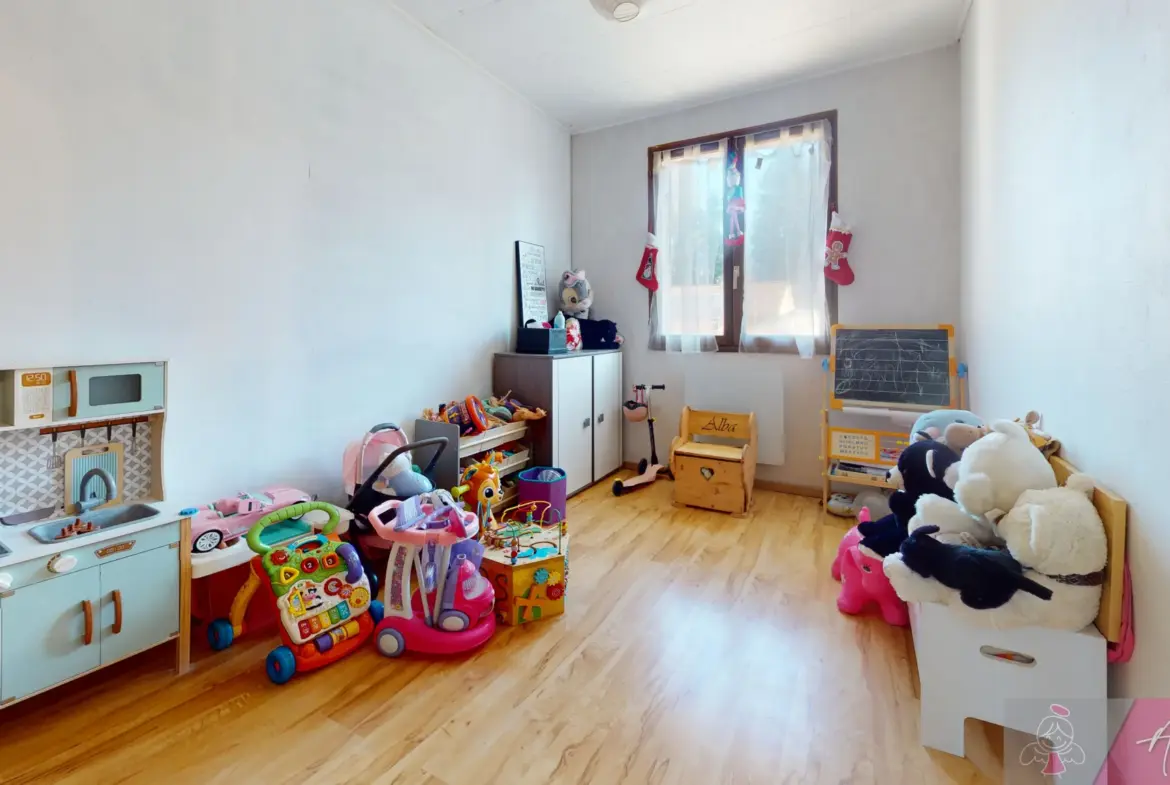 Maison individuelle 158 m² - 5 chambres à Eclans Nenon 