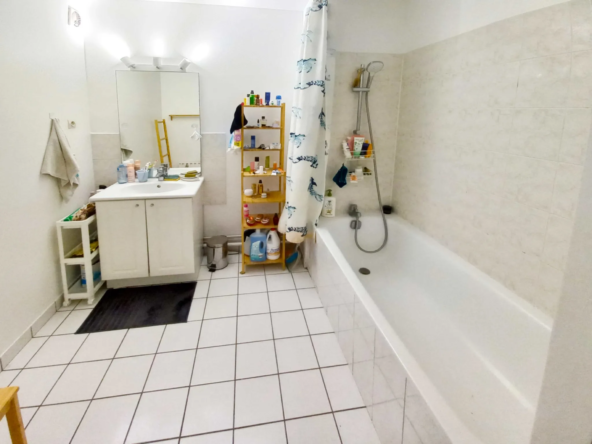 Appartement F2 spacieux à vendre à Créteil - Les Allées Saillenfait 