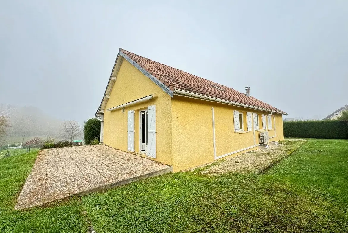 Maison à Delle avec 5 chambres, proche de la Suisse 