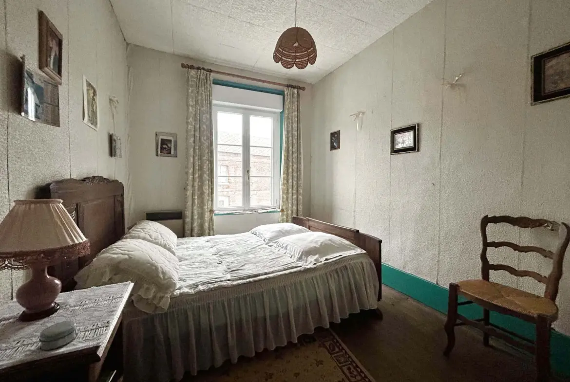 Belle maison à rénover à Oisemont, proche d'Abbeville 