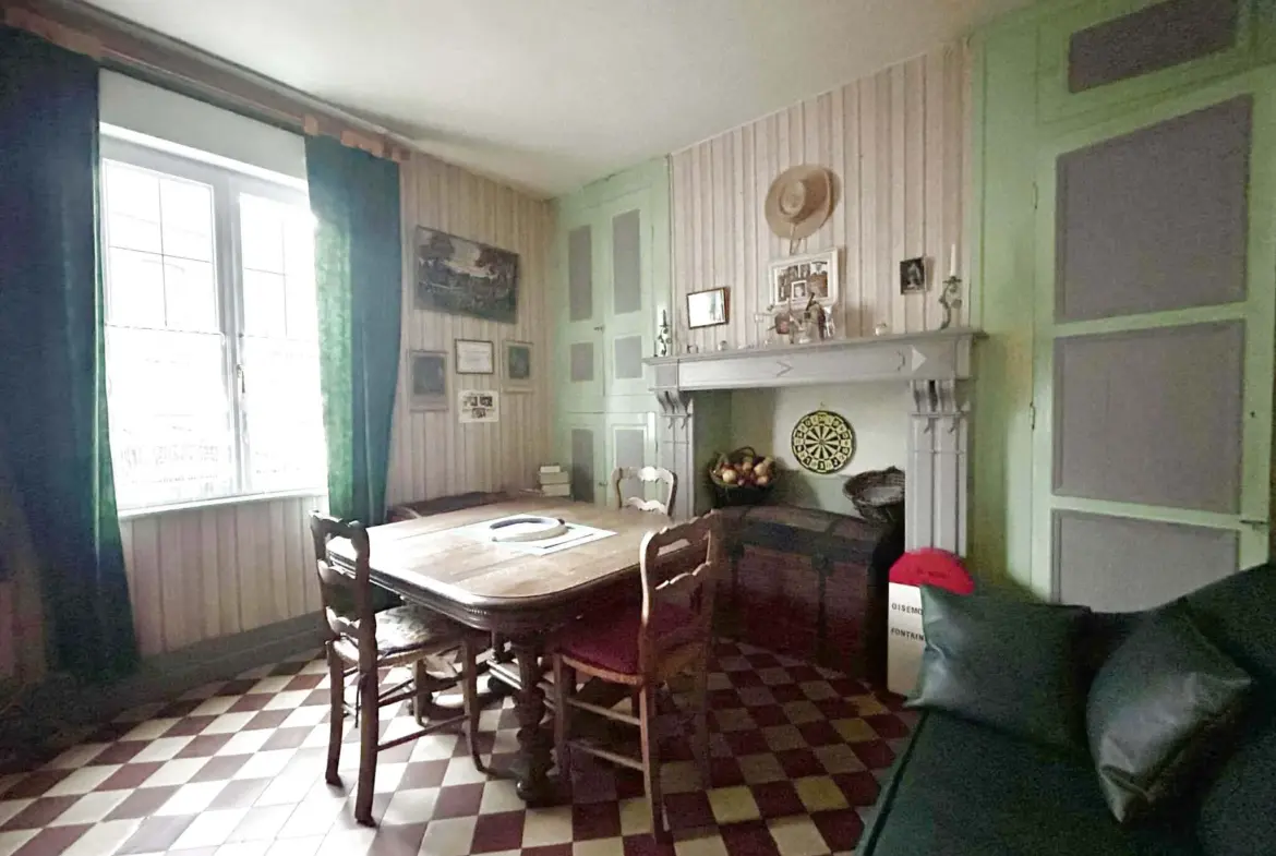 Belle maison à rénover à Oisemont, proche d'Abbeville 