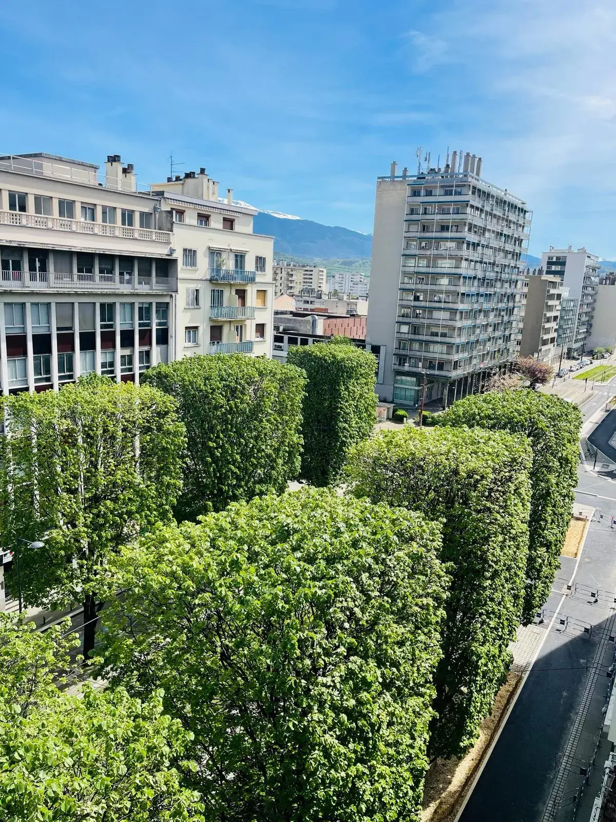 Appartement T3 à Grenoble près du ciné Chavant - 158 000 € 