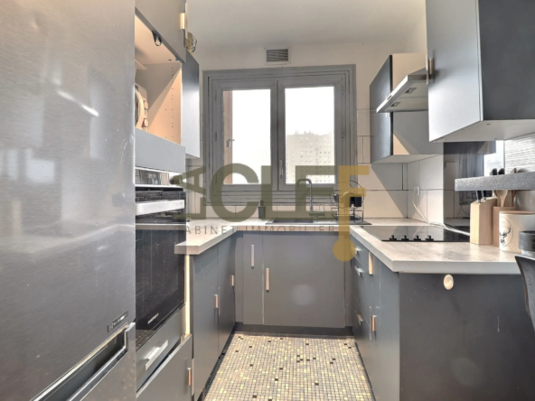 À vendre : Appartement 2 pièces avec balcon à Châtillon - 42 m2 