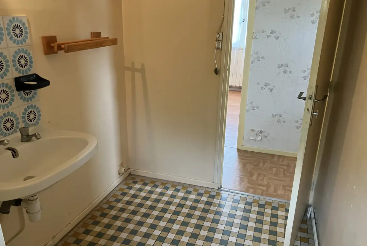 Maison à vendre à Chevenon - 85 m² avec jardin et garage 