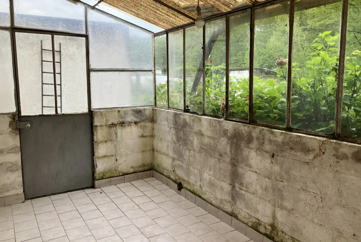 Maison à vendre à Chevenon - 85 m² avec jardin et garage 