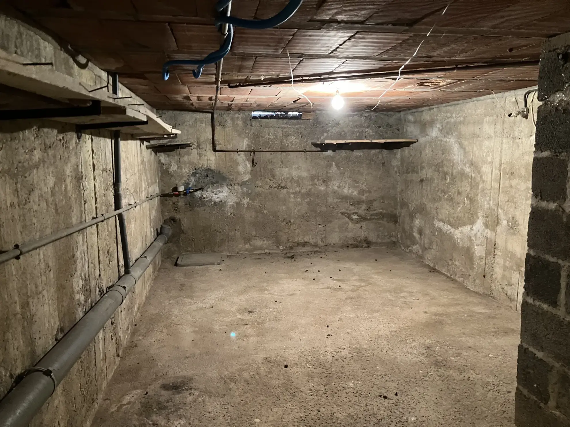 Maison à vendre à Chevenon - 85 m² avec jardin et garage 