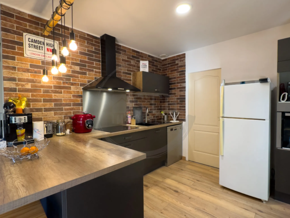 Maison de plain-pied de 77 m² sur 531 m² de terrain à Saint-Julien-en-Saint-Alban 