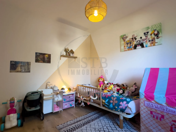 Maison de plain-pied de 77 m² sur 531 m² de terrain à Saint-Julien-en-Saint-Alban 