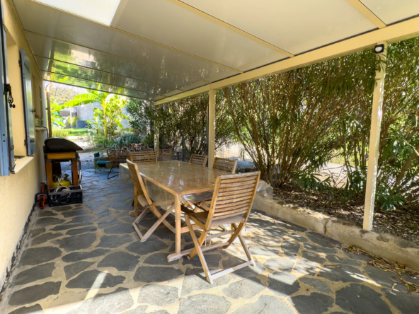 Maison de plain-pied de 77 m² sur 531 m² de terrain à Saint-Julien-en-Saint-Alban 