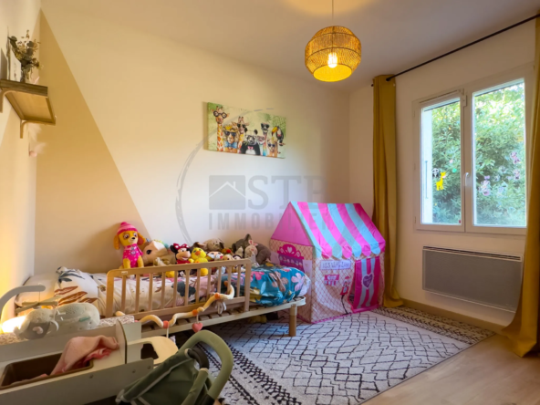 Maison de plain-pied de 77 m² sur 531 m² de terrain à Saint-Julien-en-Saint-Alban 
