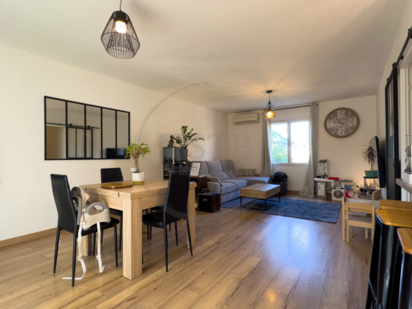 Maison de plain-pied de 77 m² sur 531 m² de terrain à Saint-Julien-en-Saint-Alban 