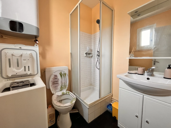 Studio meublé avec balcon à vente à Amélie-les-Bains-Palalda 