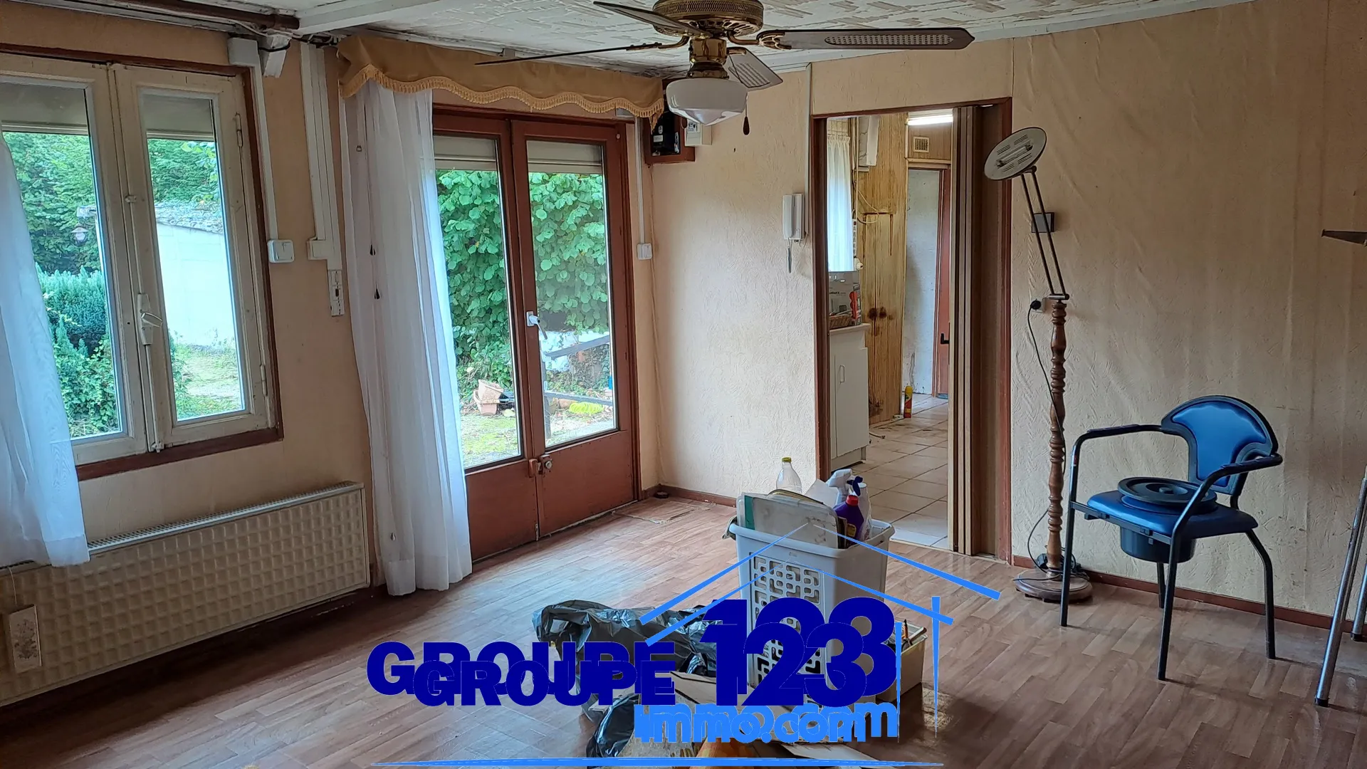 Petite maison de plain-pied à rénover à Senan - 55 m2 sur 1127 m2 
