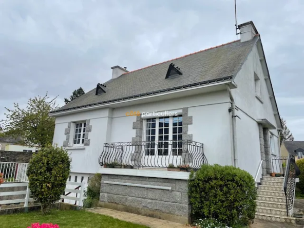 Maison 4 chambres à vendre à Saint-Thuriau - 141 075 €
