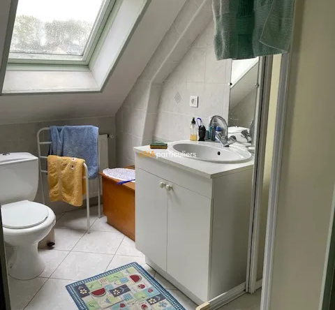 Maison 4 chambres à vendre à Saint-Thuriau - 141 075 € 