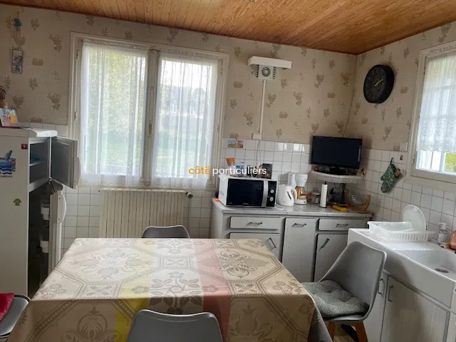 Maison 4 chambres à vendre à Saint-Thuriau - 141 075 € 