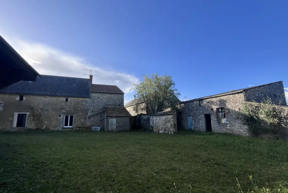 Corps de ferme à Angerville sur plus de 2000 m² 