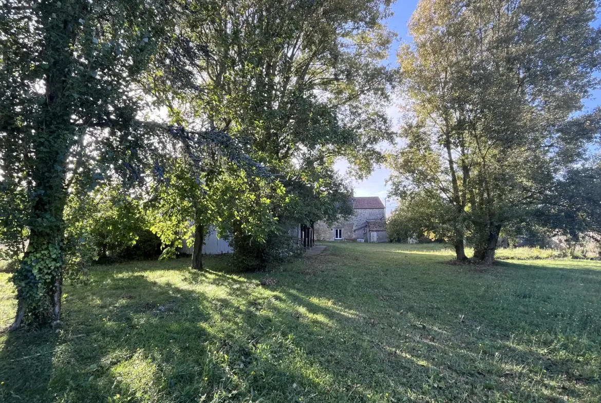 Corps de ferme à Angerville sur plus de 2000 m² 