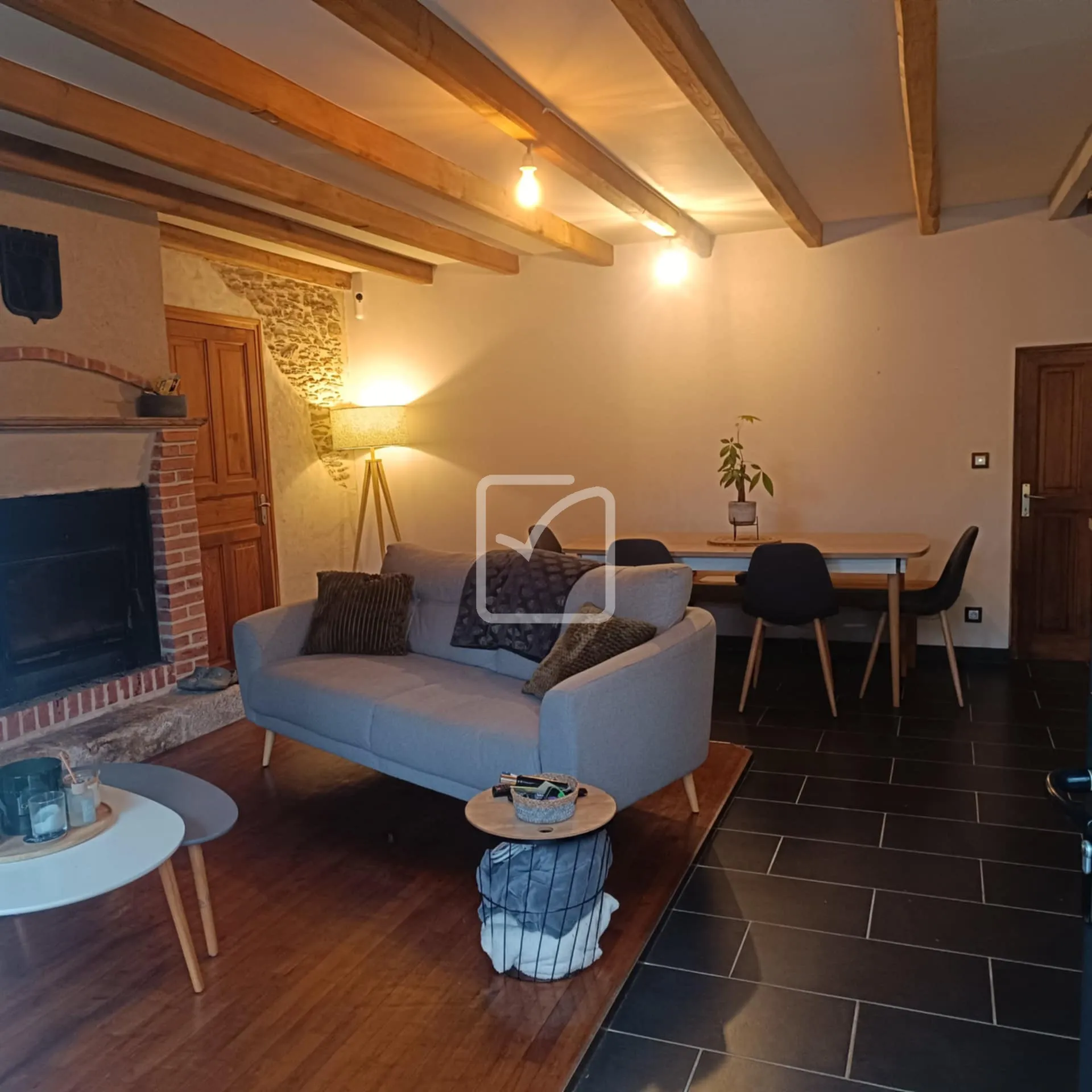 Charmante maison rénovée avec jardin à Taupont 