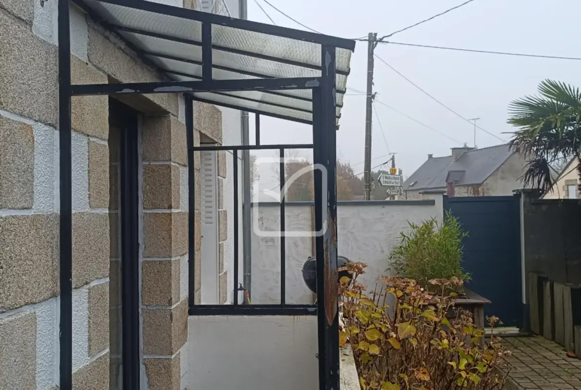 Charmante maison rénovée avec jardin à Taupont 