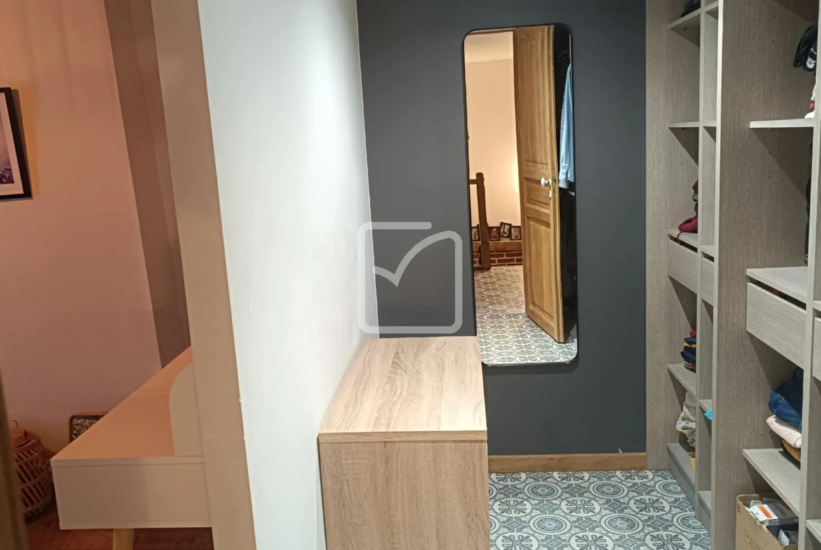 Charmante maison rénovée avec jardin à Taupont 