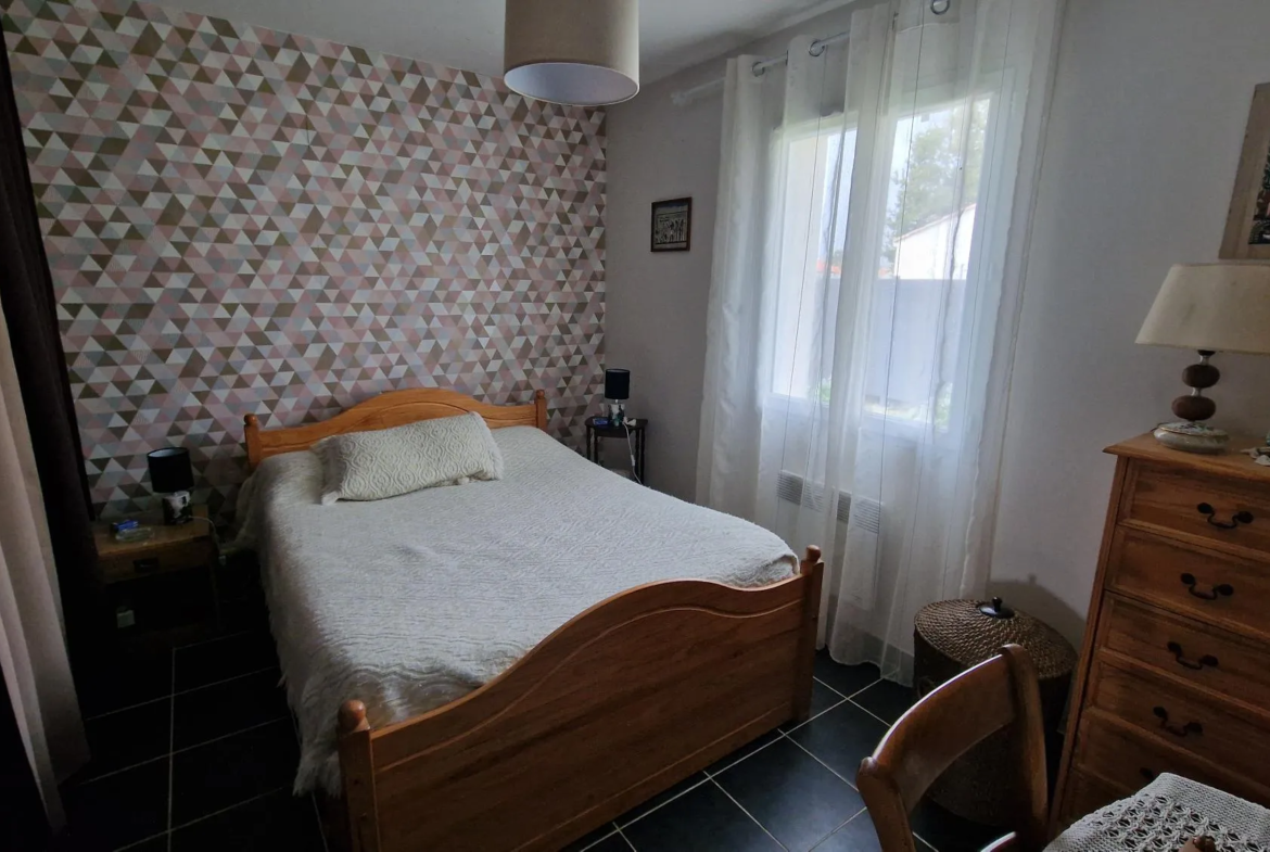 Maison spacieuse de 114 m² à vendre à Froidfond - 4 chambres et jardin 