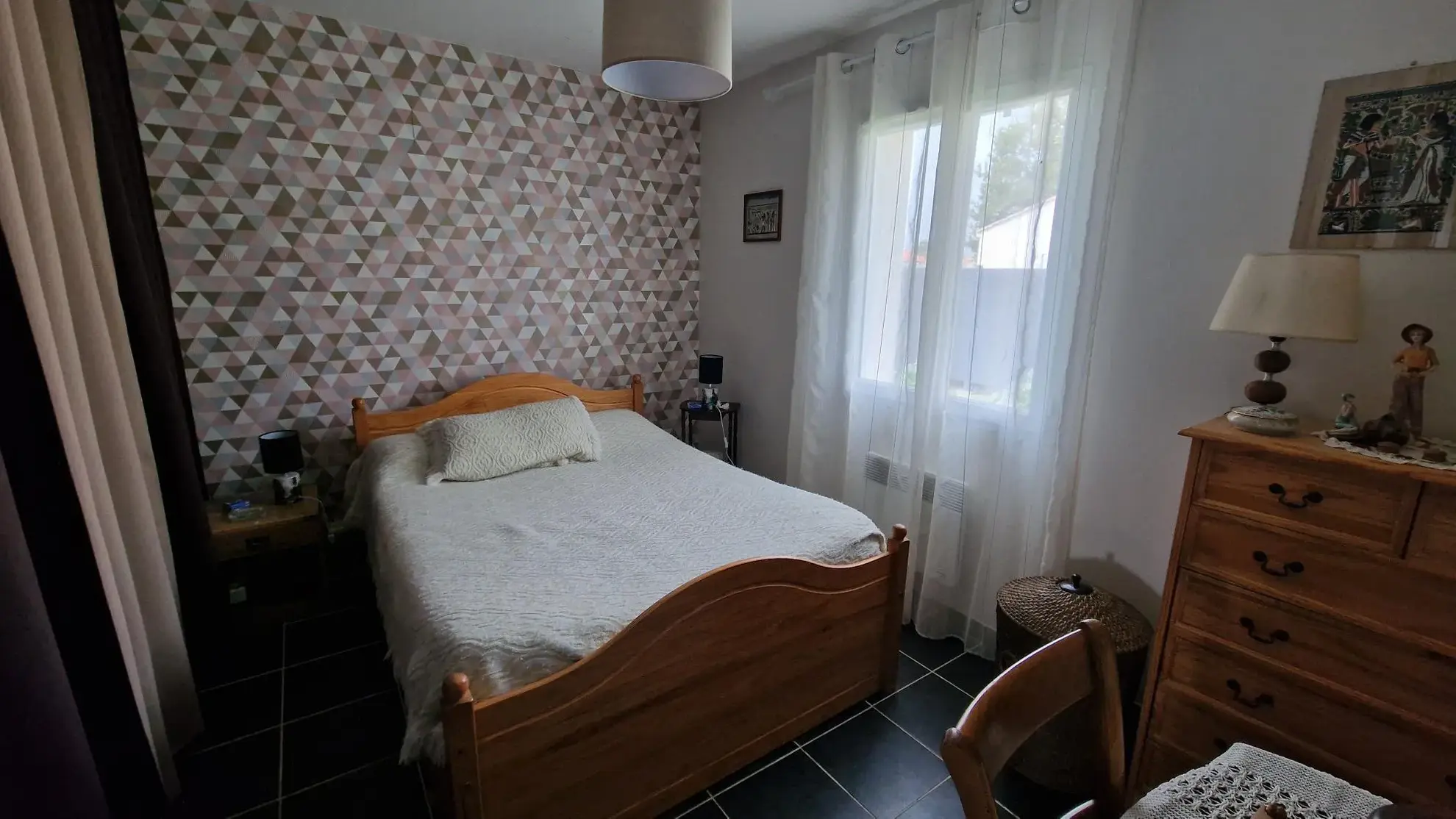 Maison spacieuse de 114 m² à vendre à Froidfond - 4 chambres et jardin 