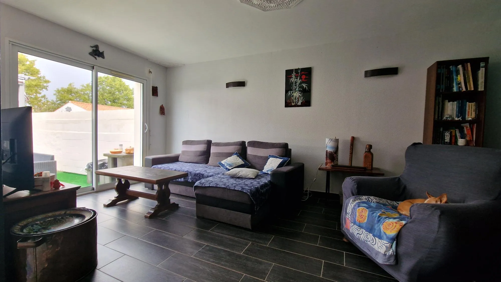 Maison spacieuse de 114 m² à vendre à Froidfond - 4 chambres et jardin 