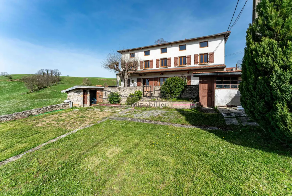 Grande Maison avec Terrain à Amplepuis 