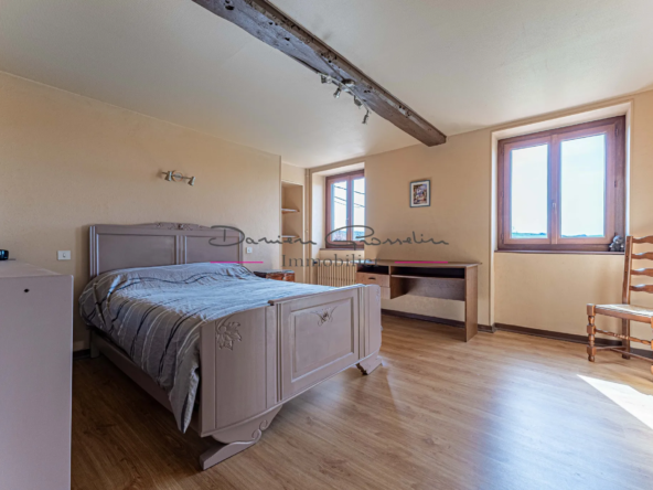 Grande Maison avec Terrain à Amplepuis 