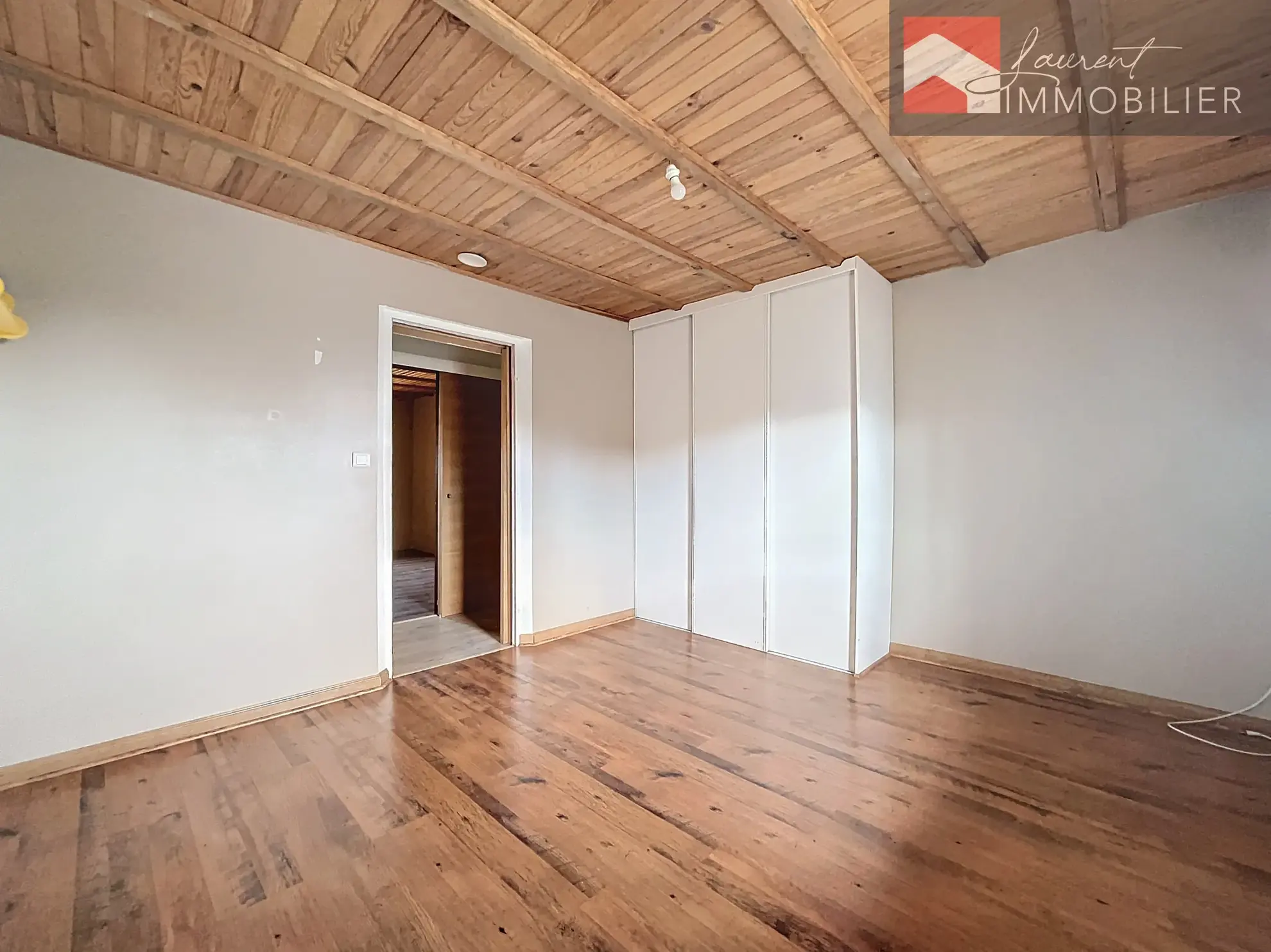 Maison spacieuse avec 3 chambres à Saint Etienne sur Reyssouze 