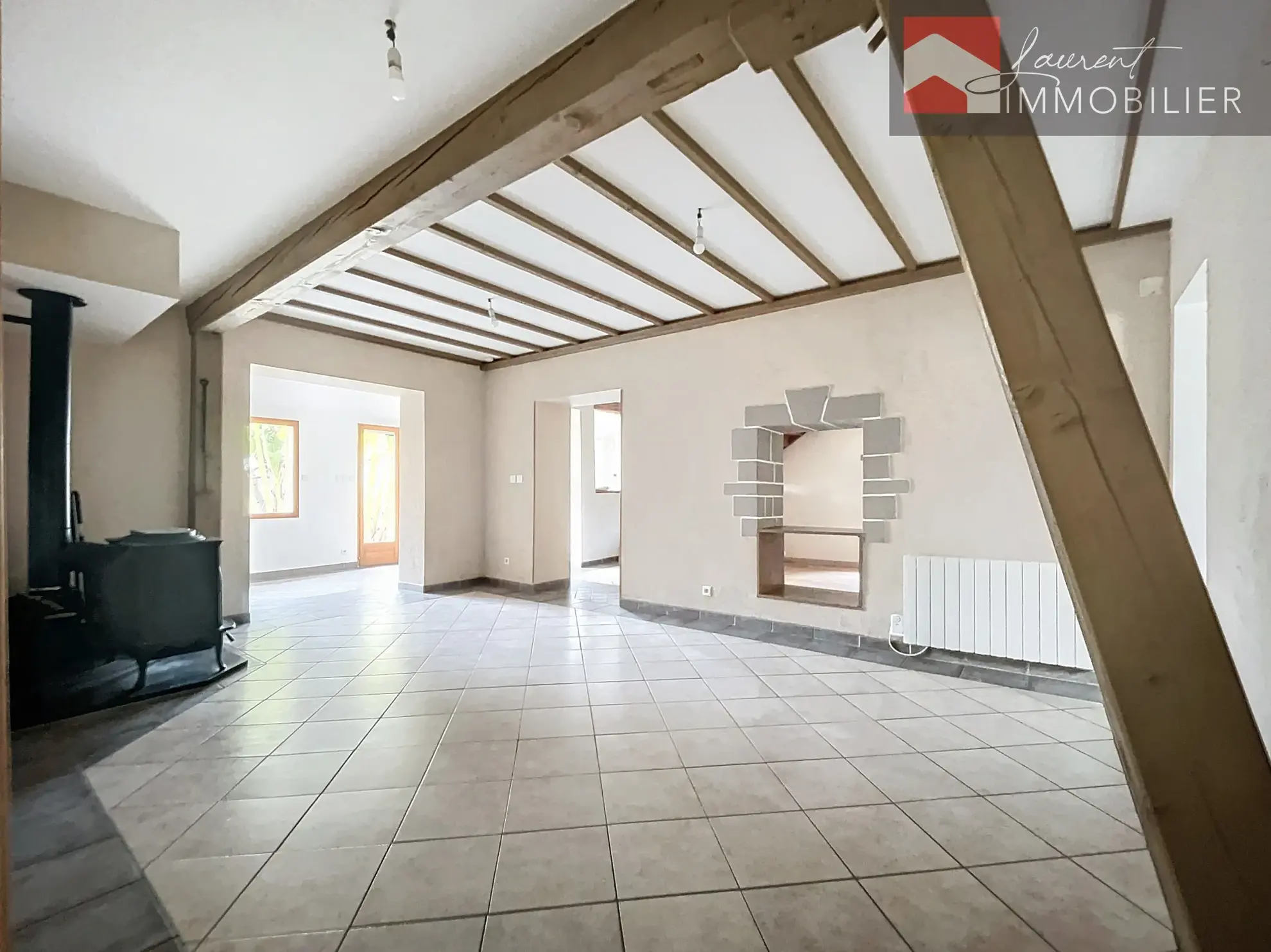 Maison spacieuse avec 3 chambres à Saint Etienne sur Reyssouze 